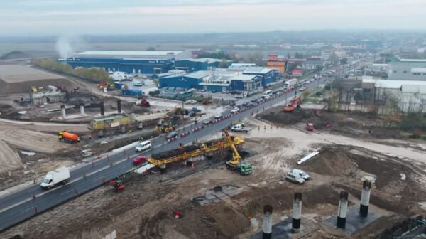 Prima zonă cu asfalt de uzură pe Lotul 3 al A0 Nord