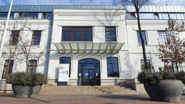 Cum comunică cetățenii cu autoritatea locală. FOTO: PS3