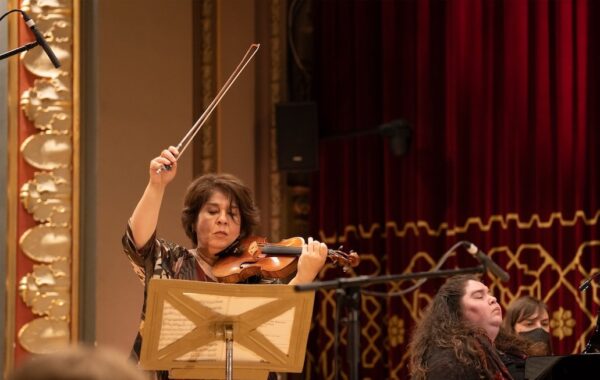 Violonista Mihaela Martin. Foto Andrei Gândac