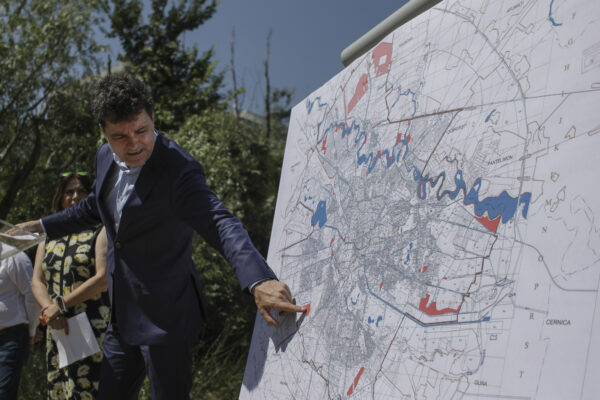 Reorganizarea teritorială, din perspectiva lui Nicuşor Dan. FOTO: INQUAM / Octav Ganea