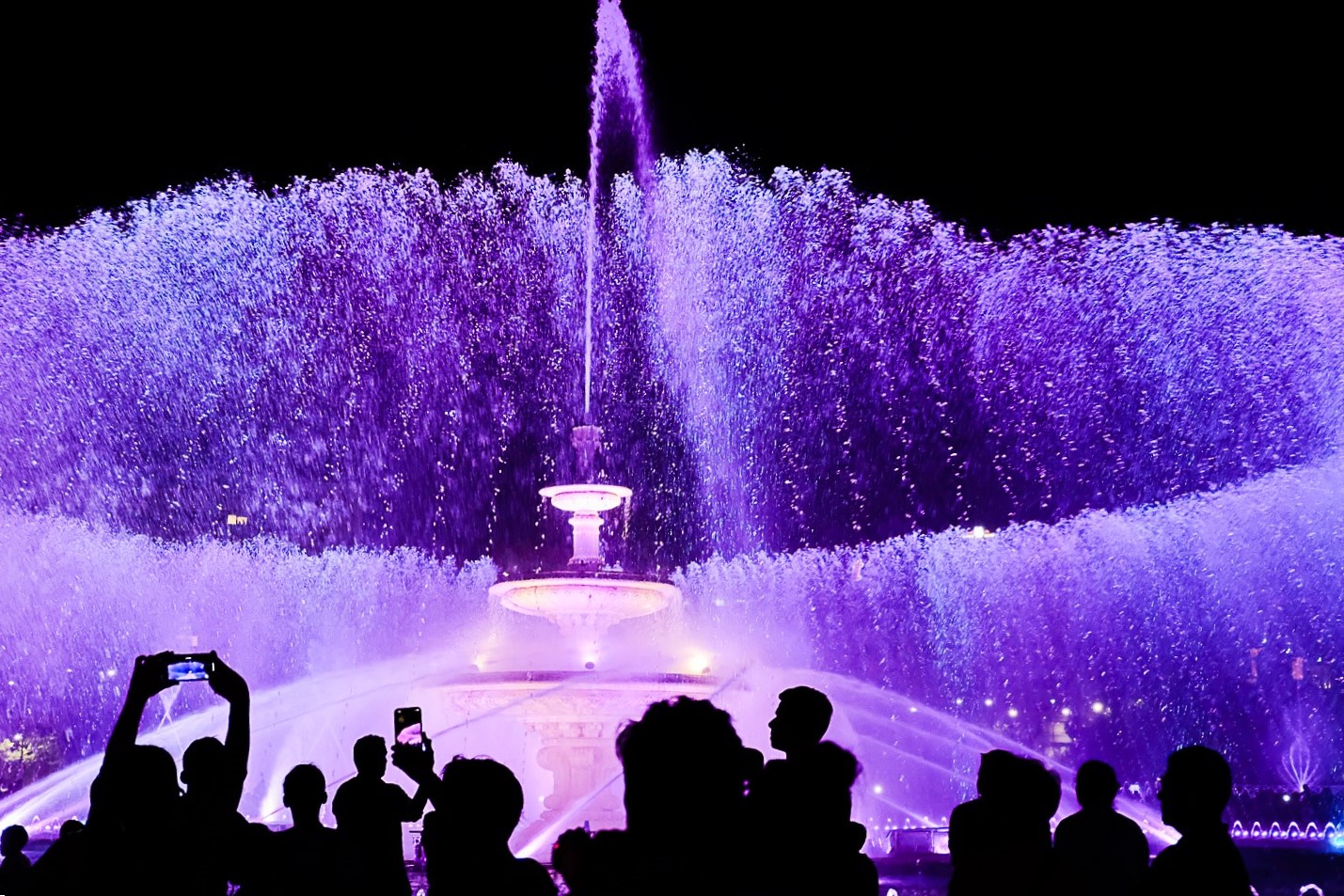 Simfonia Apei revine, în această seară, în centrul Capitalei. FOTO: Arhiva