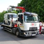 Robert Negoiță vrea să plătească 1,7 milioane de euro pe 12 autospeciale cu radar, camere și scaune încălzite. Utilajele vor ridica mașinile parcate neregulamentar