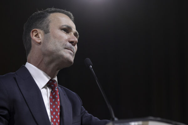 Bilanțul lui Robert Negoiță. Ce (n-)a realizat edilul de la 4.