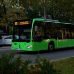 Autobuzele, troleibuzele și tramvaiele din București nu sunt prea prietenoase cu turiștii străini. Sursă Foto: Facebook / STB