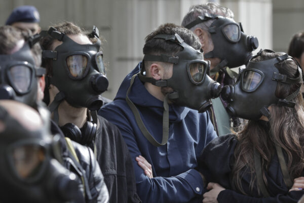Cel mai poluat aer din Capitală, la Gara de Nord și în stațiile de metrou. FOTO: Inquam Photos / Octav Ganea