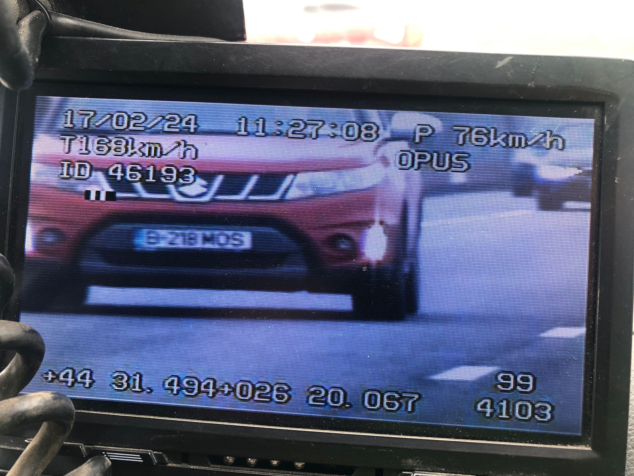 Weekend cu peste 900 de amenzi în Bucureşti şi Ilfov. Şoferiţă de 23 de ani, 113 km/h pe Splaiul Unirii, unde limita era de 50