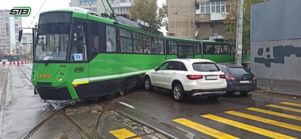 Nu mai blocați tramvaiele