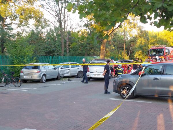 Fără măsuri de siguranţă în parcarea de lângă parcul Pantelimon