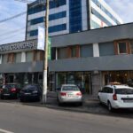 Amenzi pentru reclame și firme montate fără respectarea ghidului de publicitate. Foto Ciprian Ciucu