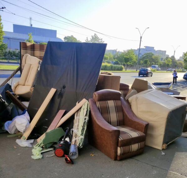 Sector 2 | Primăria colectează gratuit deșeurile voluminoase. Care este procedura. FOTO: Arhiva