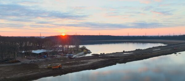 Viaductul de la Cernica face parte din Lotul 4 al A0 Nord care ar fi trebuit finalizat în octombrie 2024. Sursa: Youtube/Raducu P Drum