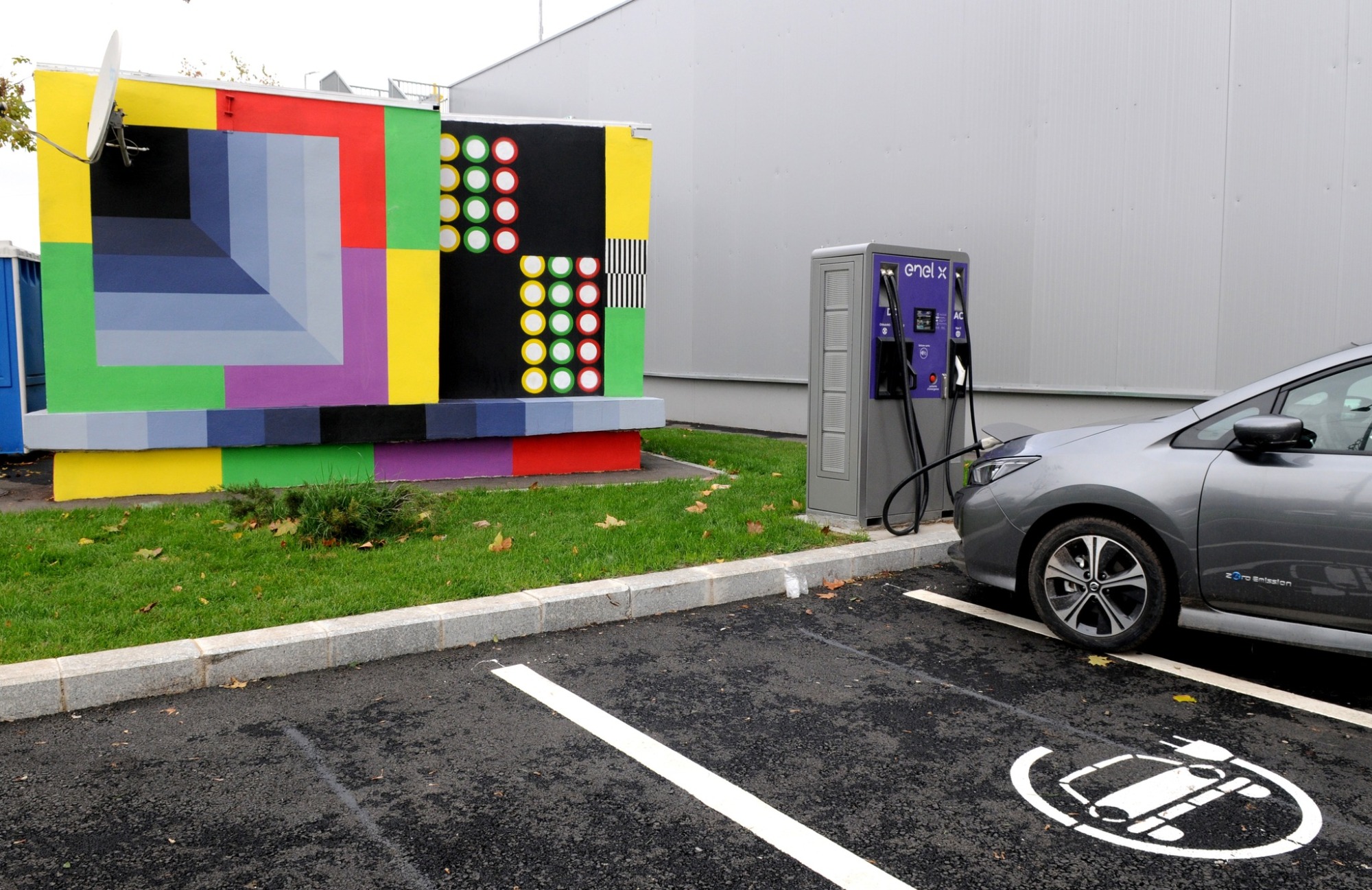 Sectorul 4 I Peste 40 de staţii de încărcare electrice montate cu bani de la Agenţia Fondului de Mediu