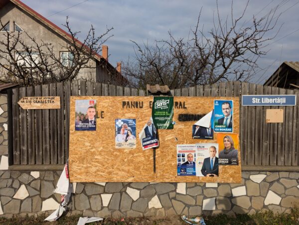 Paradoxul avizierului electoral din „Comuna lui Călin Georgescu”, Grădiștea, Ilfov