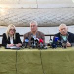 Tezaurul nu are decât să se descurce