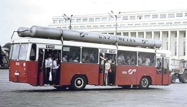 Autobuzele cu gaz lichefiat au mai circulat în București, înainte de 1990