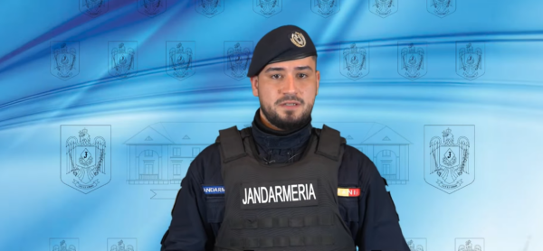 Jandarmul care a fost subiectul unui fake news, mesaj prin care combate minciuna. FOTO: FB / Jandarmeria Română