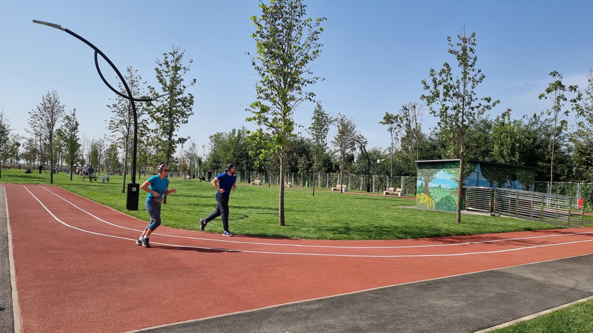 EDITORIAL | Arghezi a fost „exilat”, în parc, la periferia Berceniului