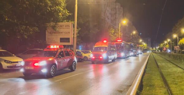 100 de pompieri bucureșteni din „Dealul Spirii”, trimiși la Galați