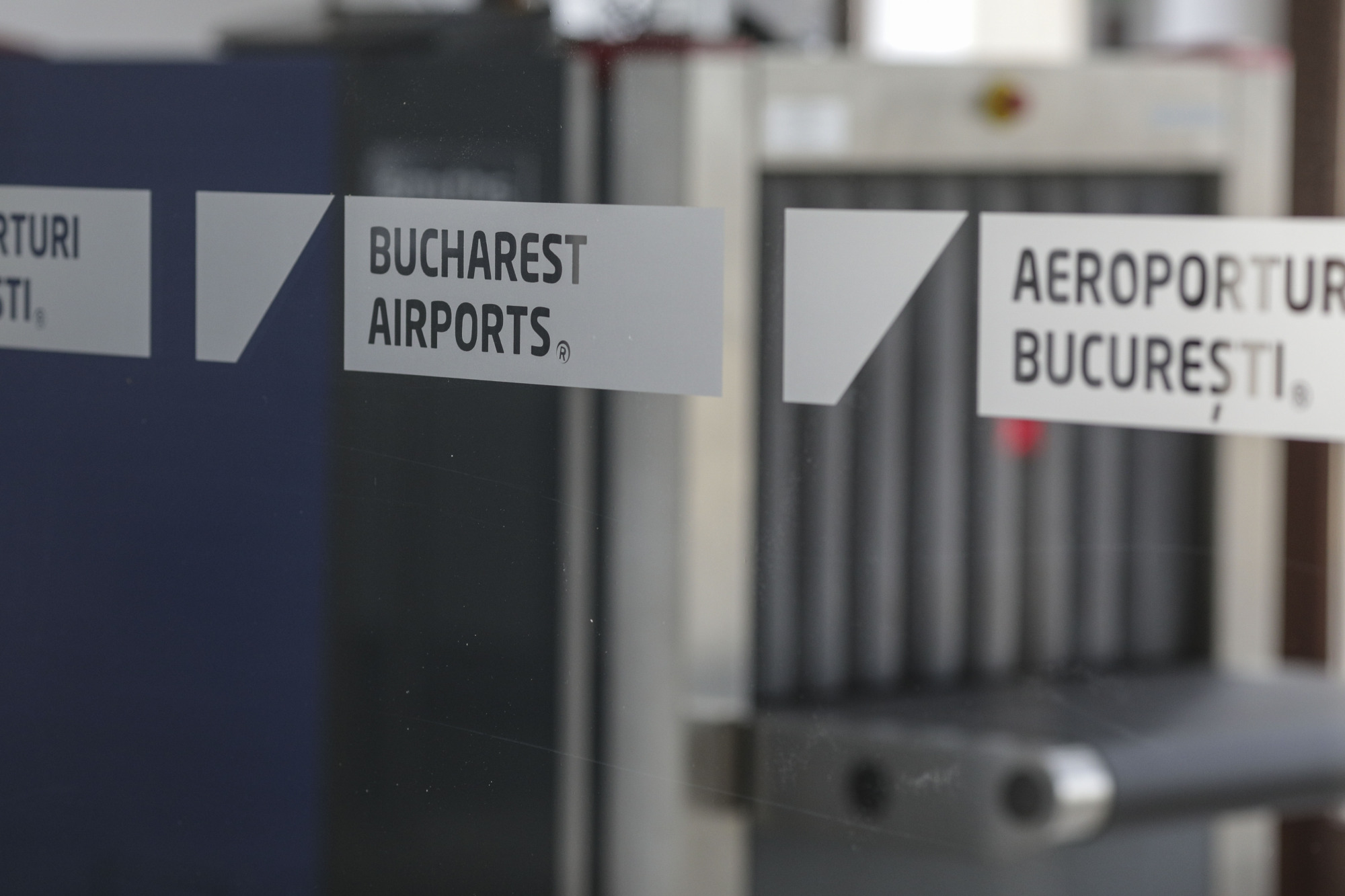 G4Media: Compania de Aeroporturi Bucureşti, care e acţionară la Romprest, îl propune pe fiul lui Maricel Păcuraru director general