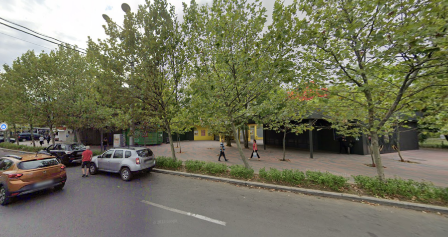 Bucată de tavan prăbușită la supermarketul de pe Liviu Rebreanu. Femeie rănită transportată la spital.