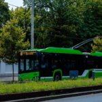 100 de troleibuze și 100 de tramvaie vor circula în București în septembrie. Foto Facebook Nicușor Dan