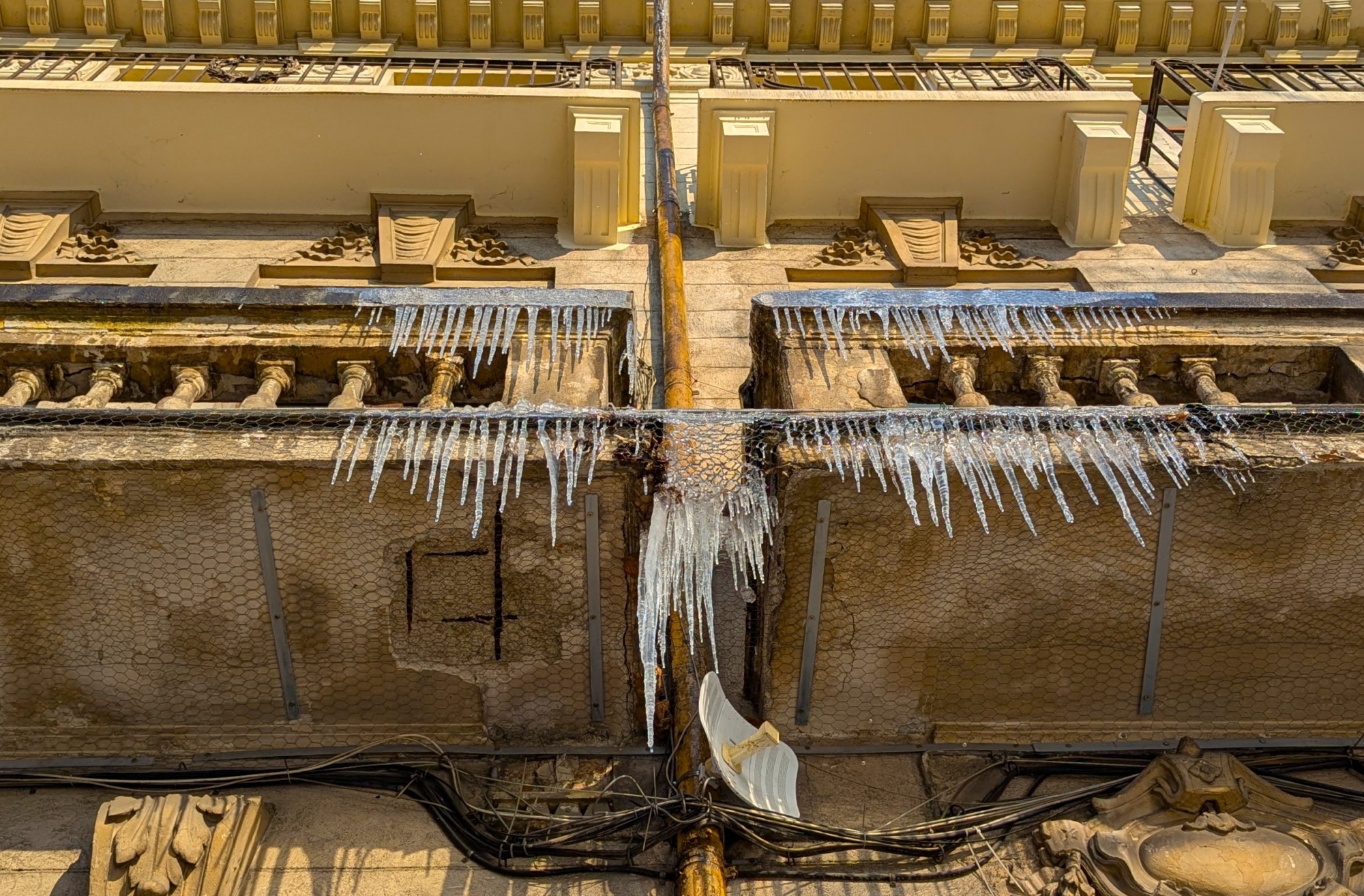 METEO | Vremea se menține geroasă la începutul săptămânii. -12 grade, minimă termică