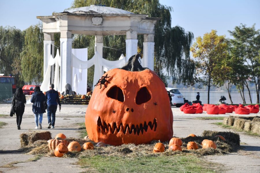 Costume de la Festivalul de Halloween din Sectorul 6, West Side Hallo Fest 2024. Foto: PS6